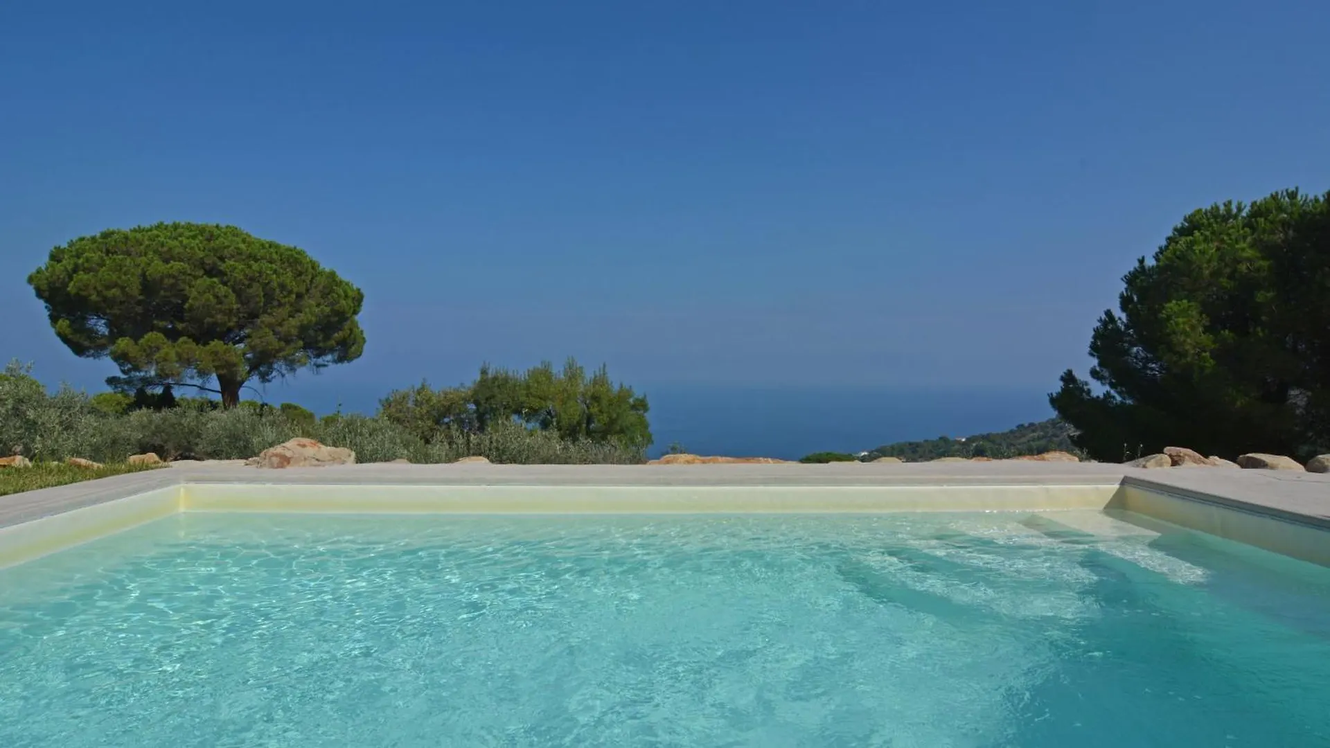 Villa Respiro 8 By Massimo Villas تْشيفالو 0*,